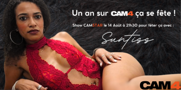 Femme nue : Le Premier Anniversaire de Suntiss