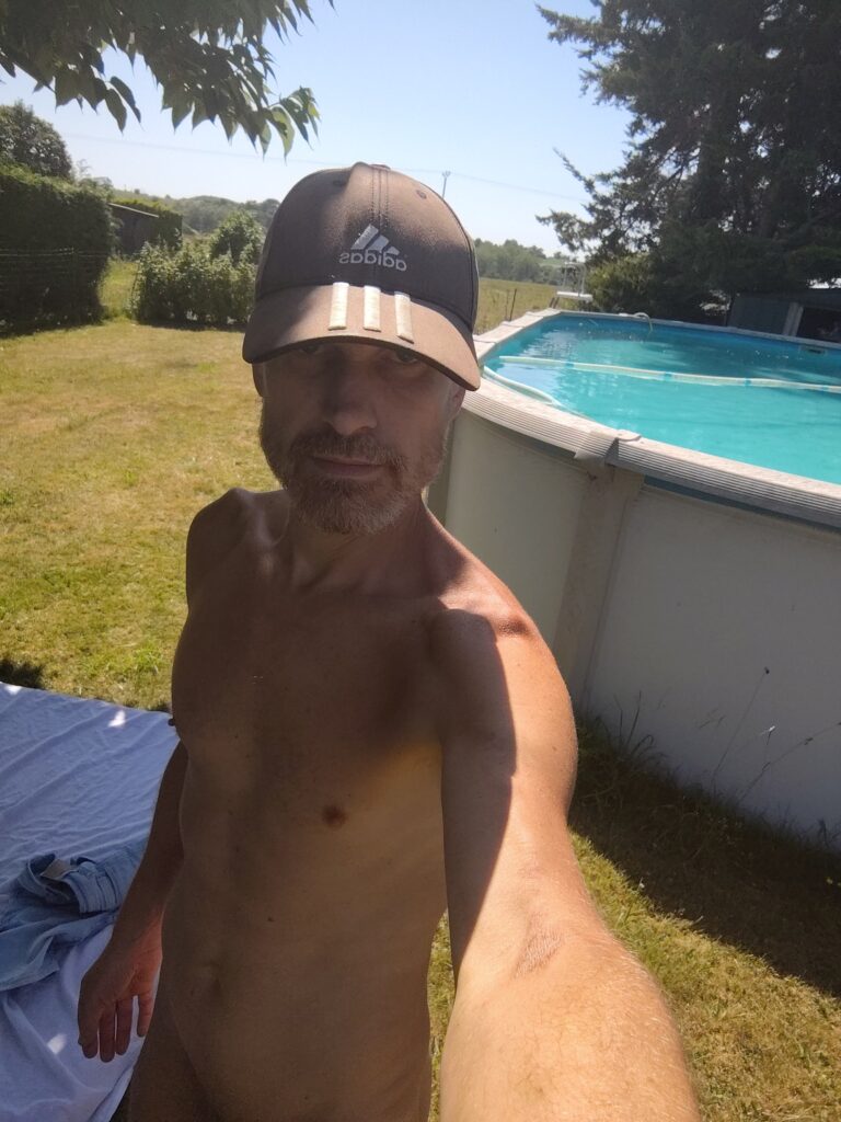 gaysur pelouse france cam4