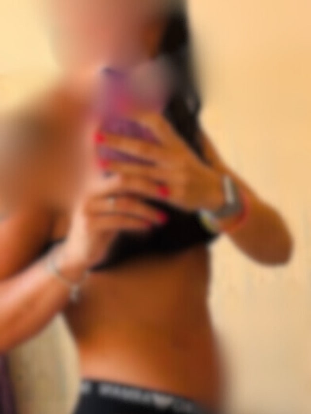 jeune italienne brunette