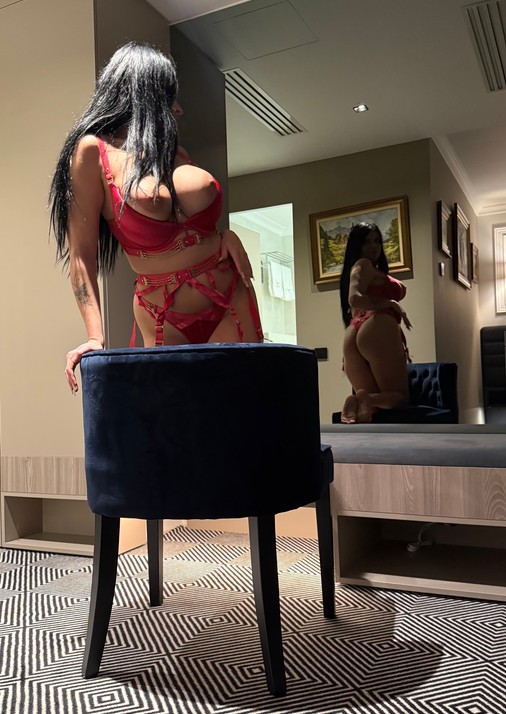 italiana arrapata cam